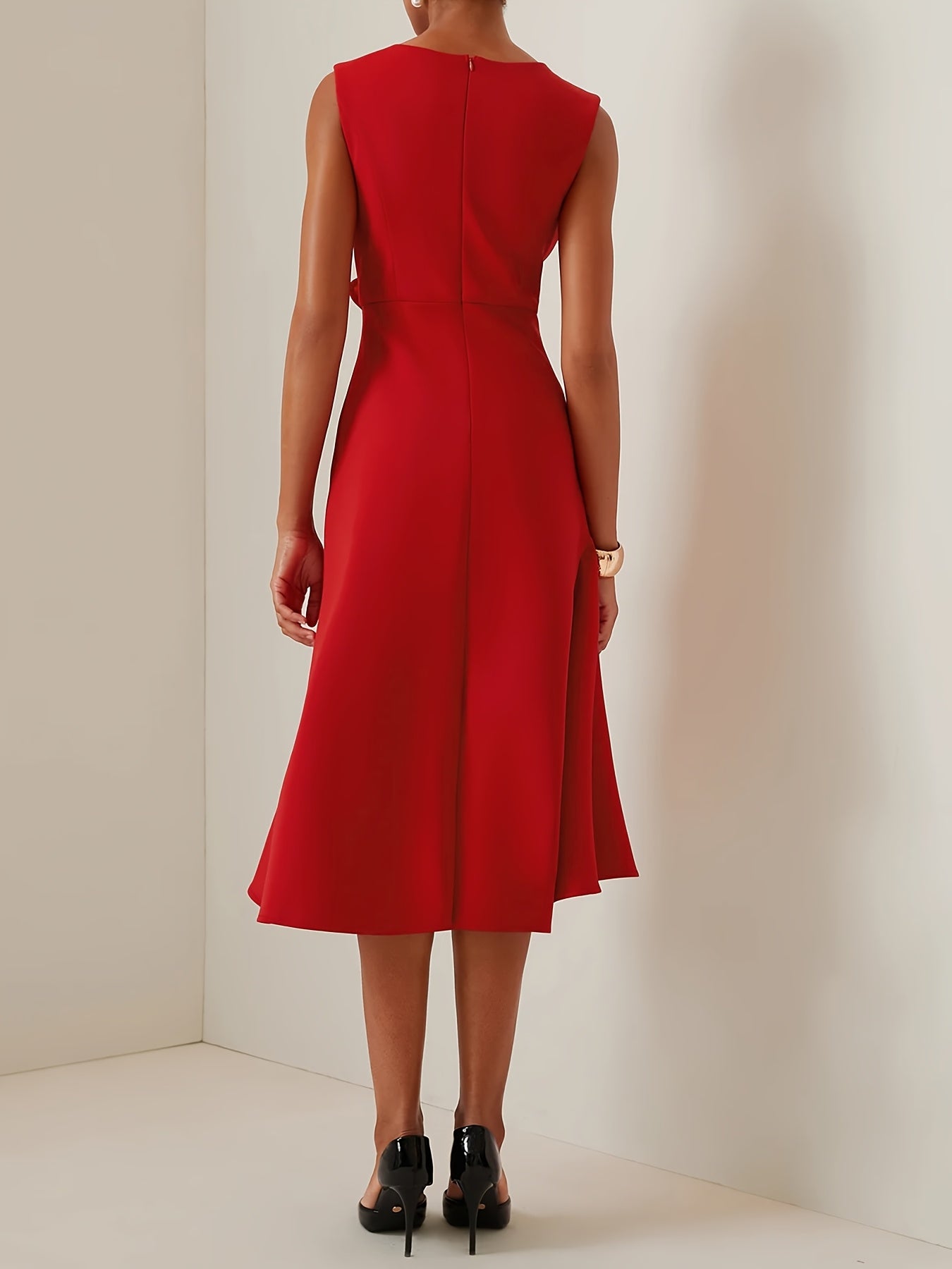 Women's Elegant Sleeveless A-Line Dress - Solid Color Round Neck with Back Zipper, Medium Stretch Machine-Washable Fabric for Spring/Summer Casual & Formal Occasions, Spring Event Attire, Zipper Closure - Amavia Milano